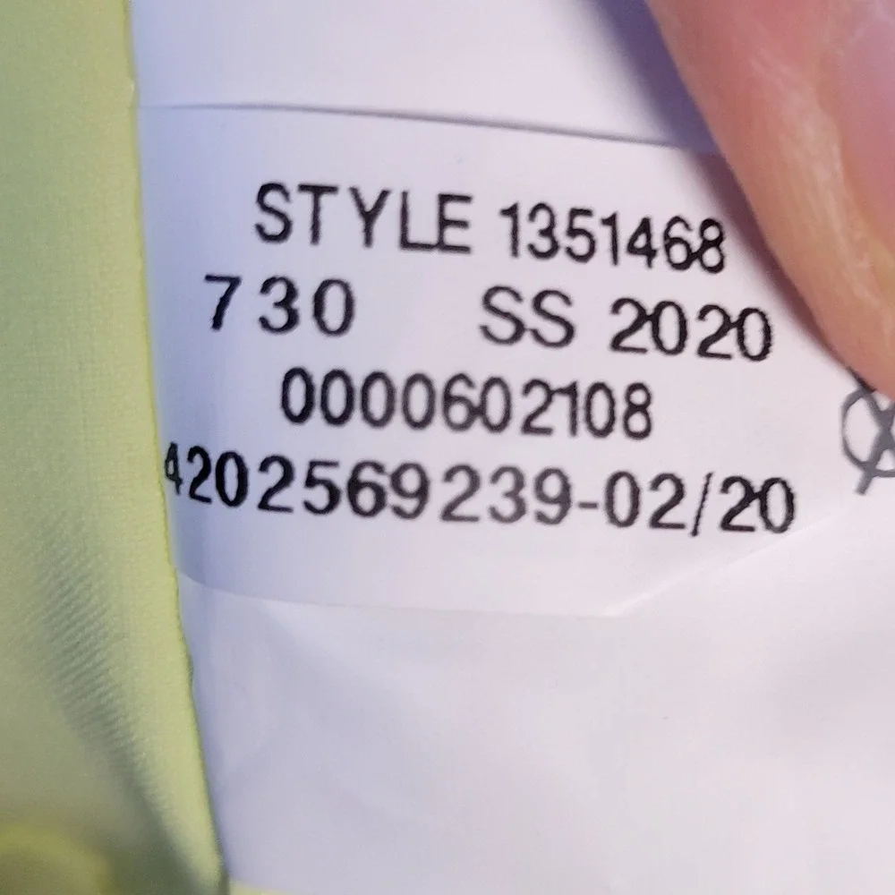 Under Armour new tags